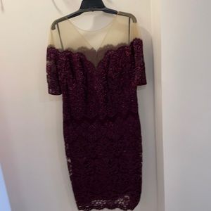 NWT Tadashi Shoji Short Sleeve Lace Dress